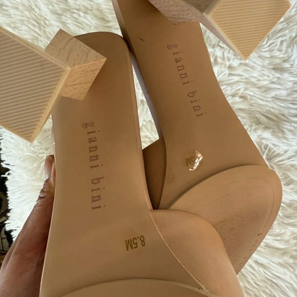 Gianni Bini Sakura Heels – Spanish Sand Tan – Square Toe Chunky Heel - Picture 11 of 12